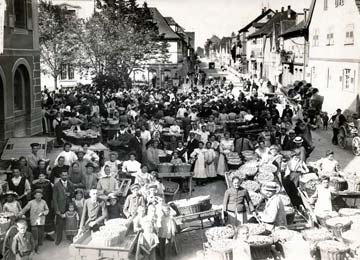 Der Bühler Zwetschgenmarkt um 1910